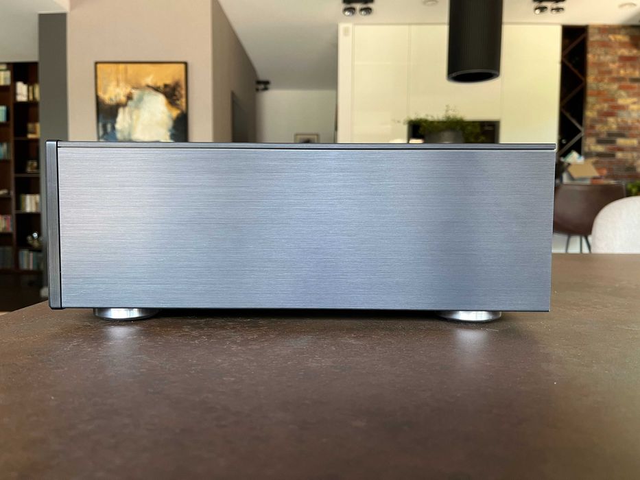 Wzmacniacz hybrydowy AVM Evolution A 5.2  z modułem DAC