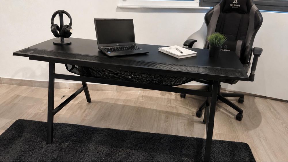 3 Secretarias gaming ikea