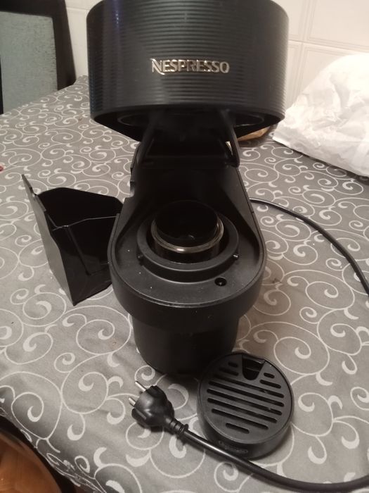 Máquina café Nespresso