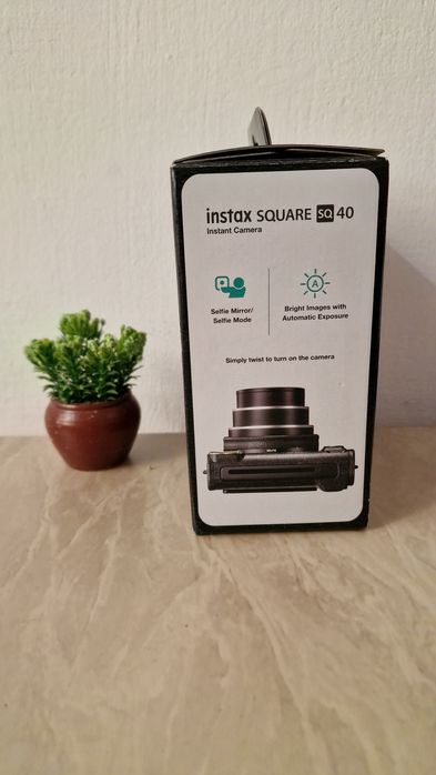 Фотокамера миттєвого друку Fujifilm lnstax square SQ40