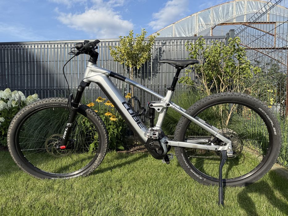 Cube Stereo Hybrid 120 Race 750, rozmiar L