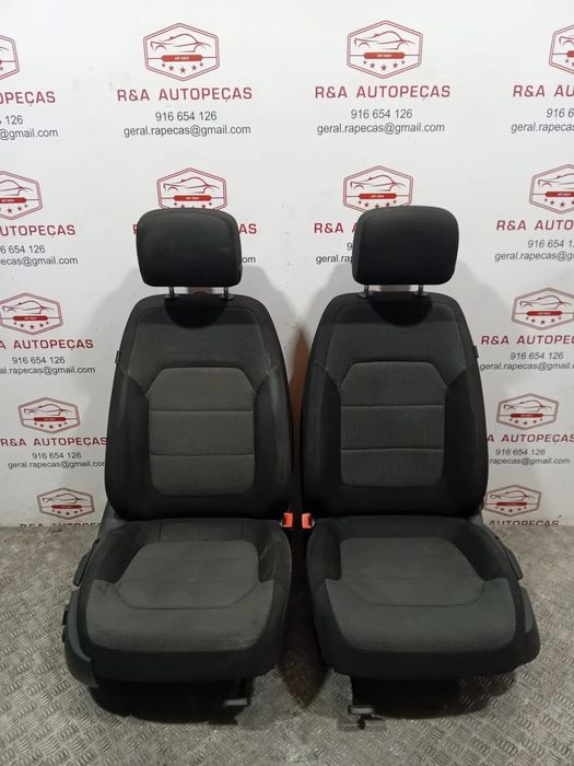Conjunto de Bancos Passat B7 em Tecido Original