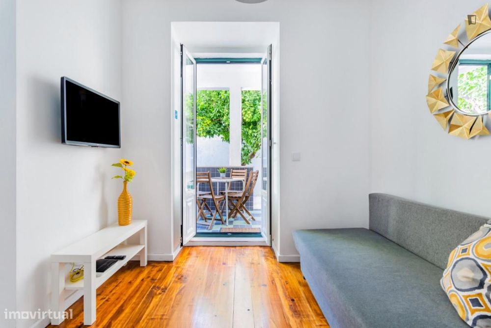 Apartamento com 2 quartos - localizado em Martim Moniz Lisbon