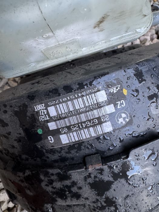 Servo hamulcowe bmw e90 e91