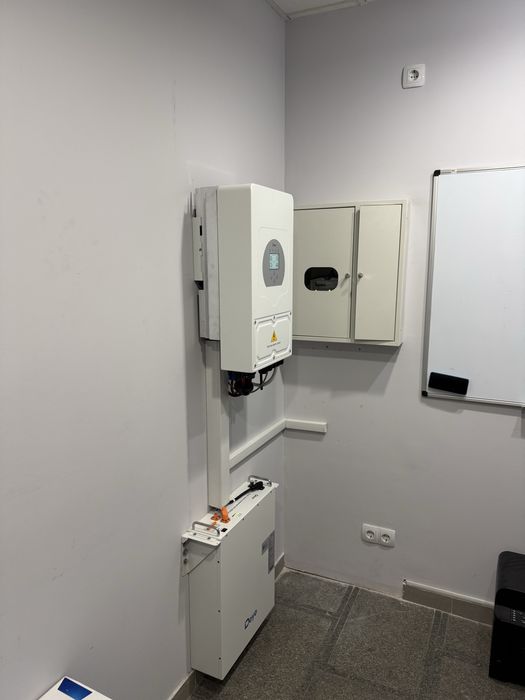 встановлення та підключення безперебійного живлення