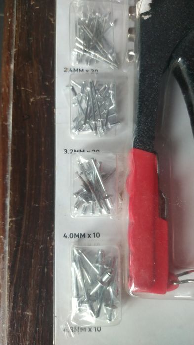 Kit Alicate Rebites Com 60 Rebites