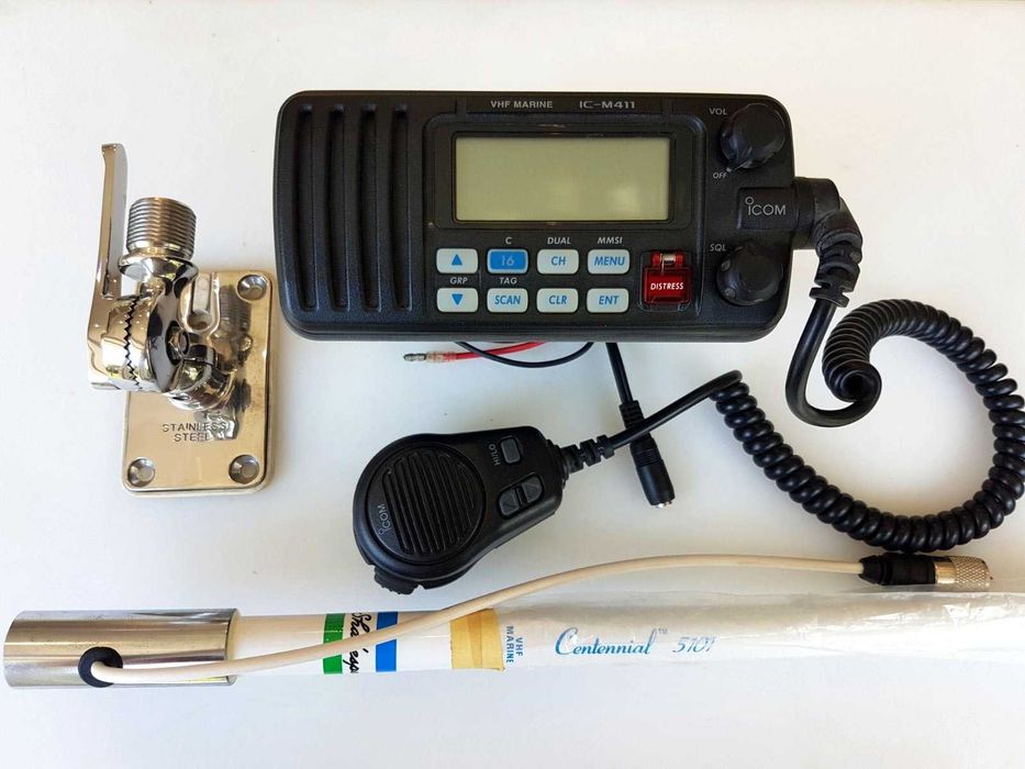 Морські VHF ICOM радіостанції стаціонарна та переносна