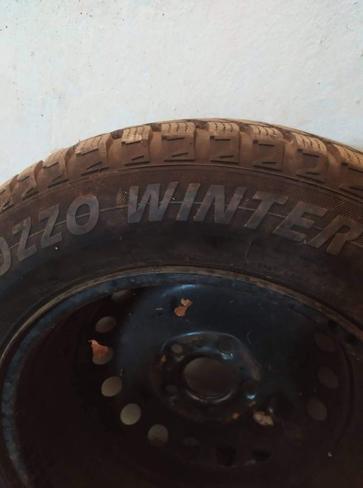 Запаска зимова 195 65 R15 5×110 внутрішній діаметр 59 мм.підходить до