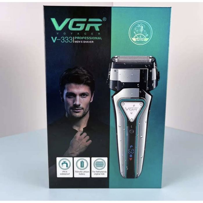 Электробритва VGR V для влажного и сухого бритья с LED-дисплеем.