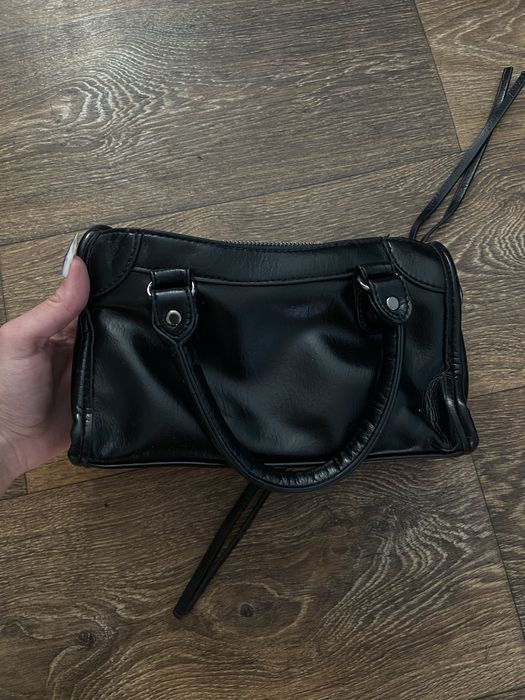 Терміново продам сумку у стилі Balenciaga Citi bag