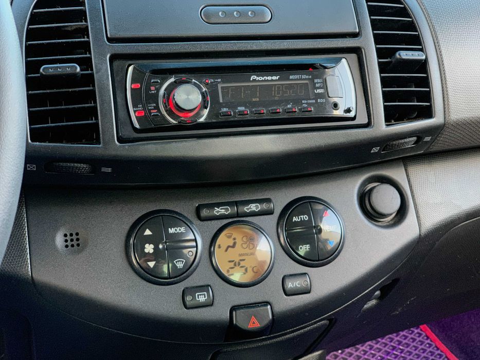 Nissan Micra 2007 1.2 бензин