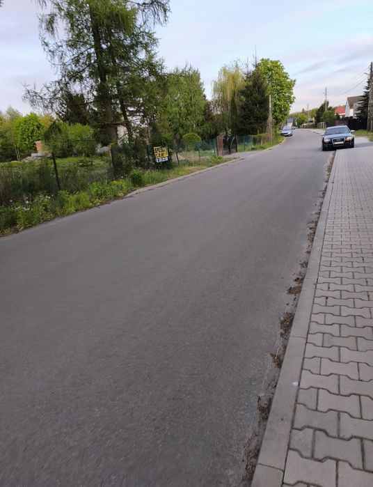 Działka 5 km do centrum Skierniewic.