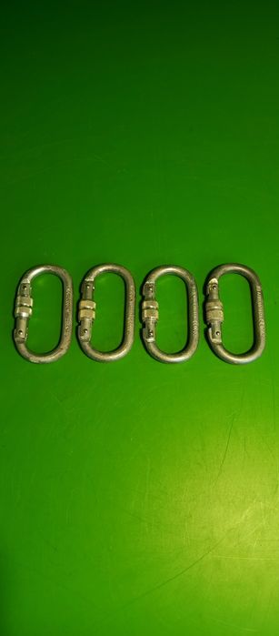 Alpinistyczna szekla zabezpieczająca do wspinaczki i nie tylko.