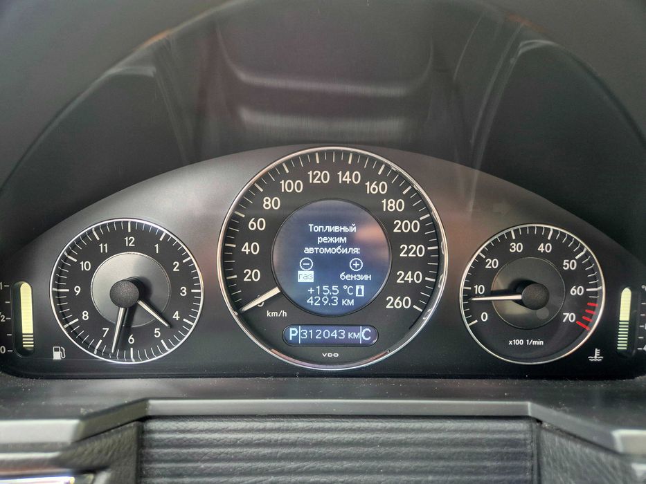 Mercedes-Benz W211 E200 NGT Обмін без підкрасів