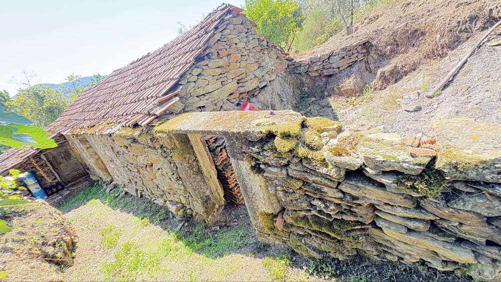 Vendo Casa Rustica com terreno