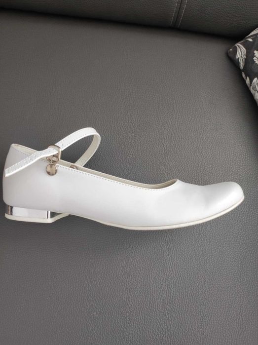 Buty komunijne dla dziewczynki