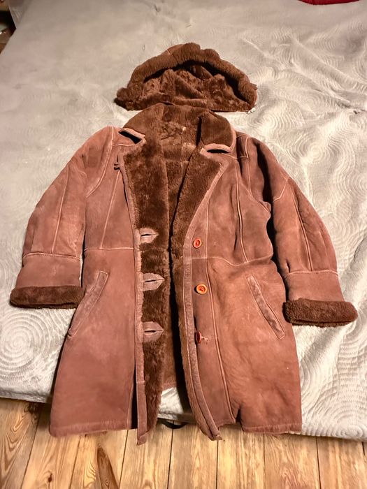 Kożuch damski w dobrym stanie z naturalnej skóry