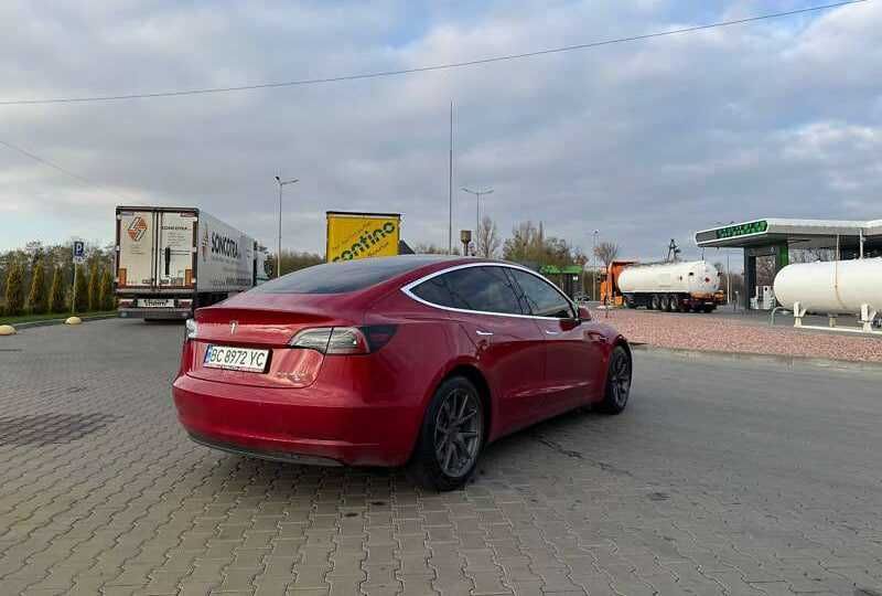 Tesla Model 3 2018