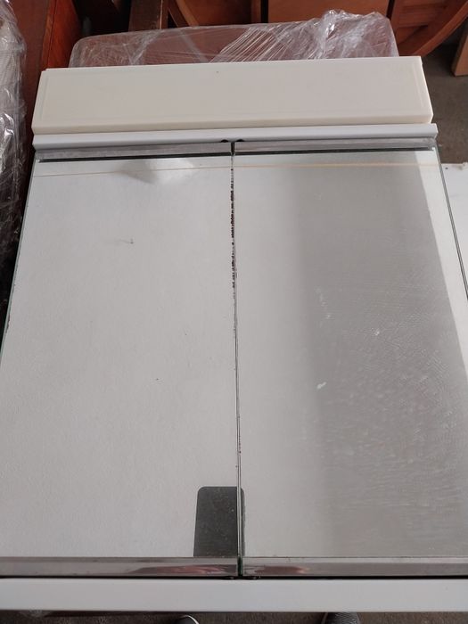 Armário de casa de banho