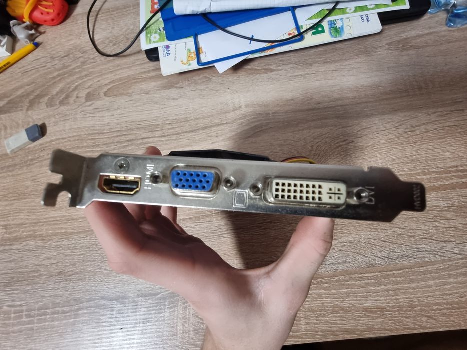 Відеокарта gigabyte gv-n440-2gi