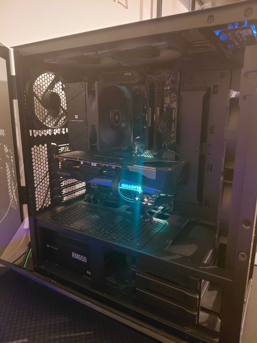 PC Gaming Ryzen 5600x RX7600