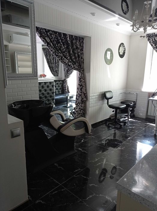 Оренда салону краси