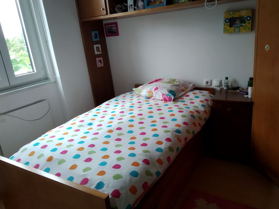 Mobília de quarto completa + camiseiro