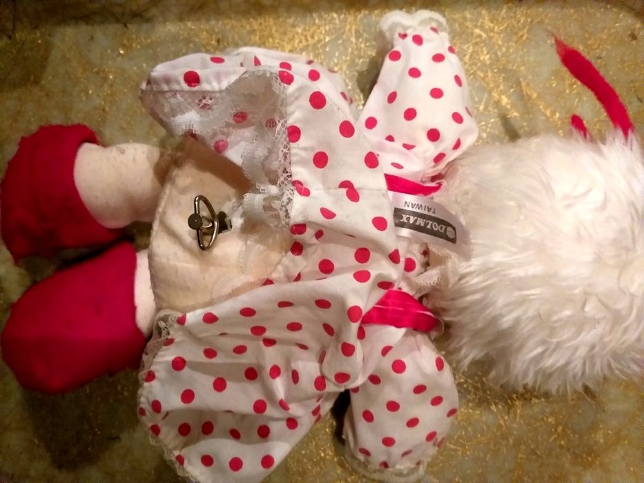 Boneca com corda de música