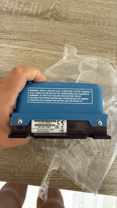 Сонячний контроллер заряду Victron energy mppt 150/35 smartsolar