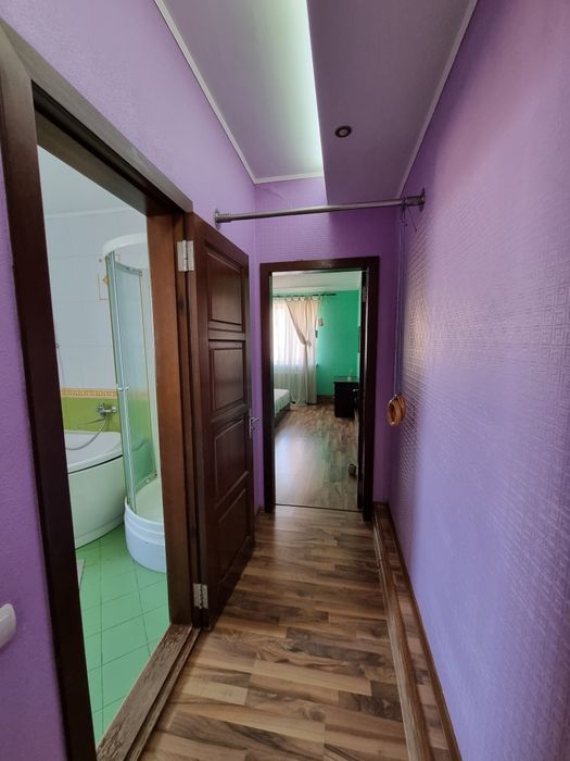 3комн квартира, Ахматовой 13, видовая, с мебелью