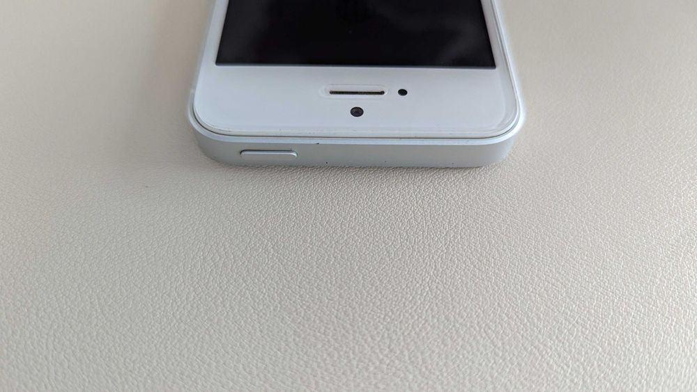 iPhone SE 32GB 1ª geração com bateria NOVA