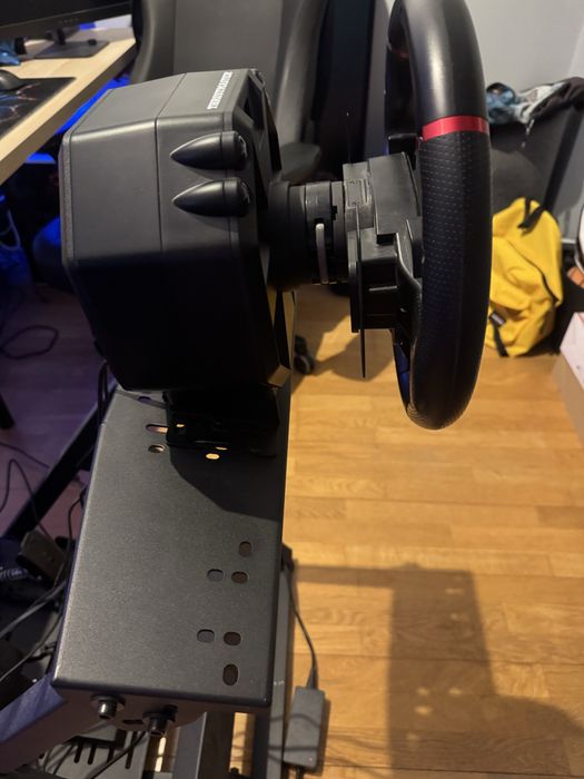Thrustmaster T598 Volante - com suporte .