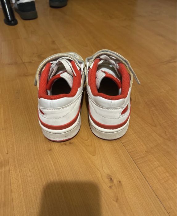 Adidas forum low vermelhos