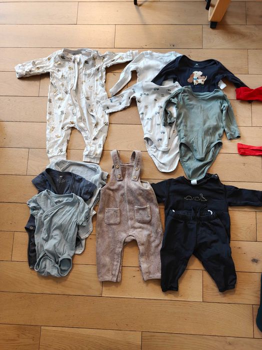 Komplet ubranek H&M dziecięcych na 4-6 miesiące rozmiar 68