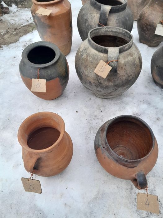 Горщики, глечики старовинні  глиняні
