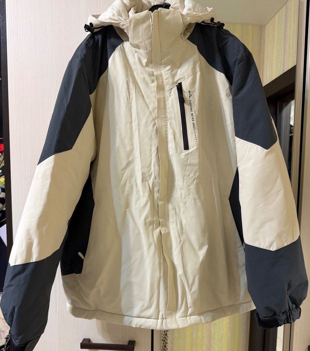 Жіноча лижна куртка