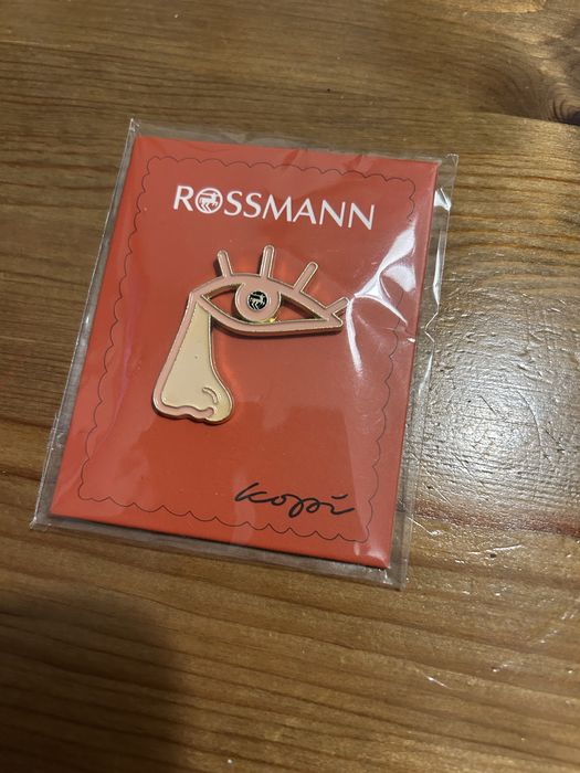 Pin twarz z rossmanna