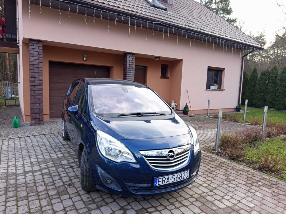 Opel Meriva 2011
