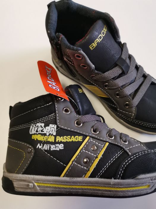 Adidasy chłopięce roz 32