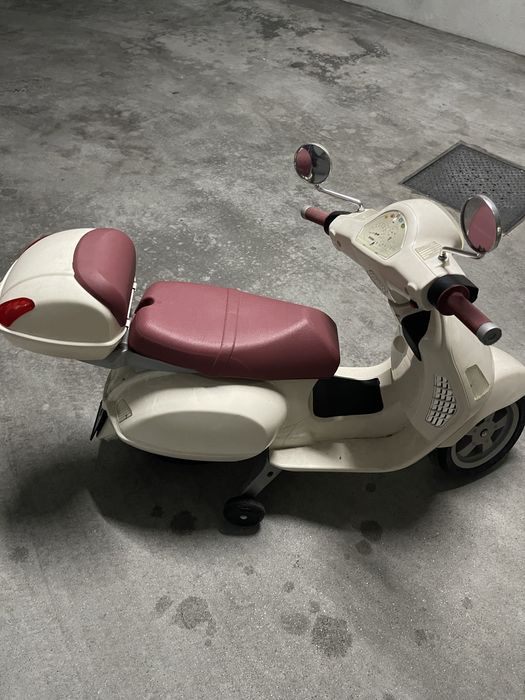 Scooter piaggio a bateria