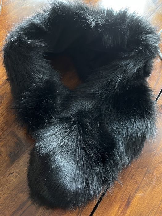 Kołnierz futrzany Mohito