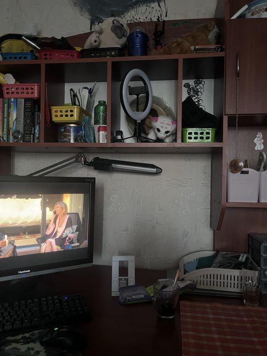 Продам письменный стол