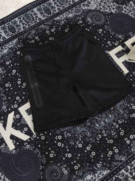 Шорти Nike Tech fleece/Шорты Nike Tech fleece