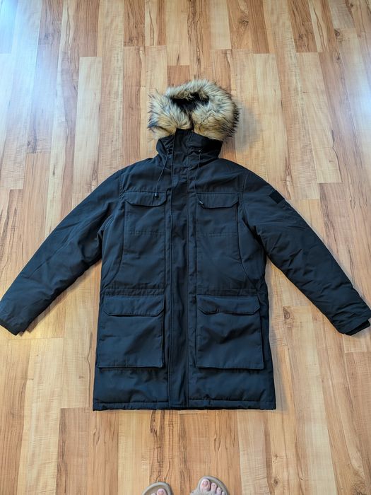 Czarna zimowa kurtka męska