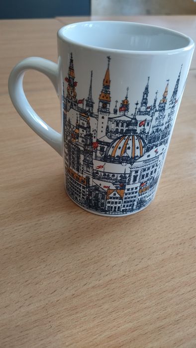 Kubek porcelanowy z Kopenhagi Danii