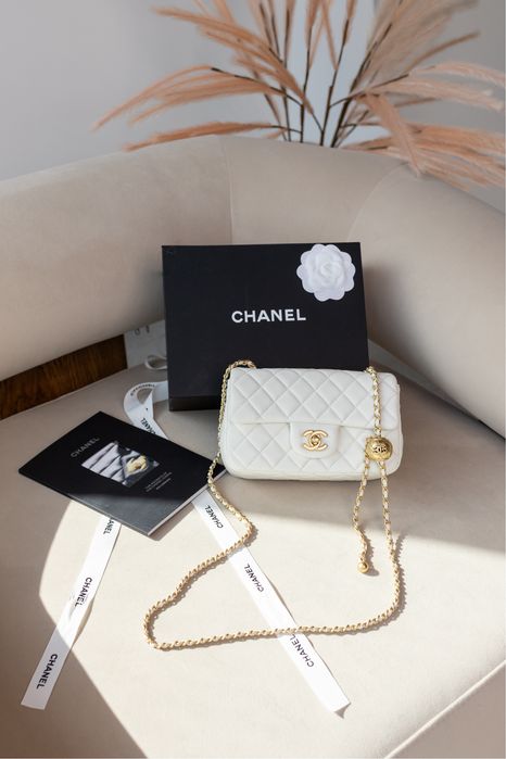 Сумка Chanel 20 молочна