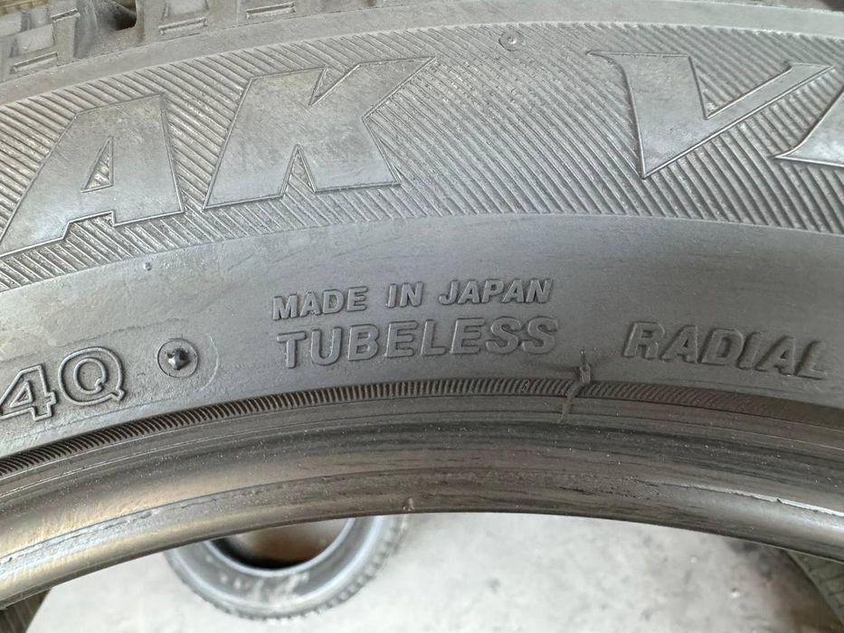 225/50 r17 bridgestone blizzak vrx 8mm шини бу зима
