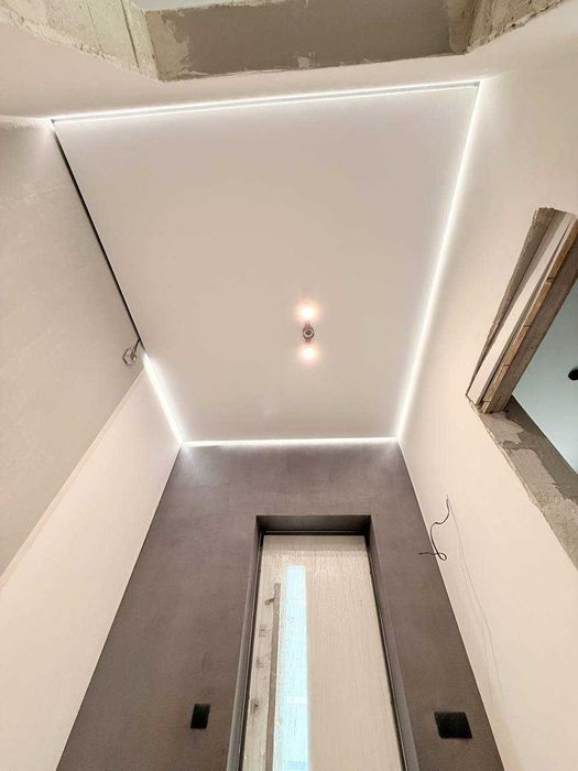 Натяжні стелі без посердників (потолки натяжные)