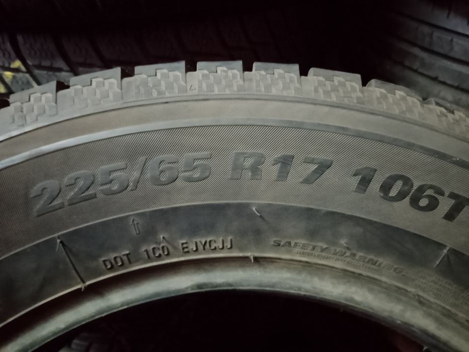 225/65R17 KUMHO зима 4 шт.