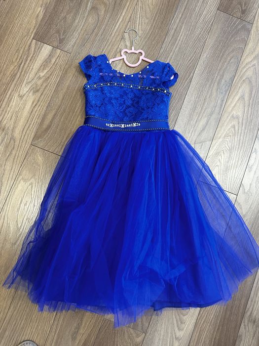 Святкове плаття 122